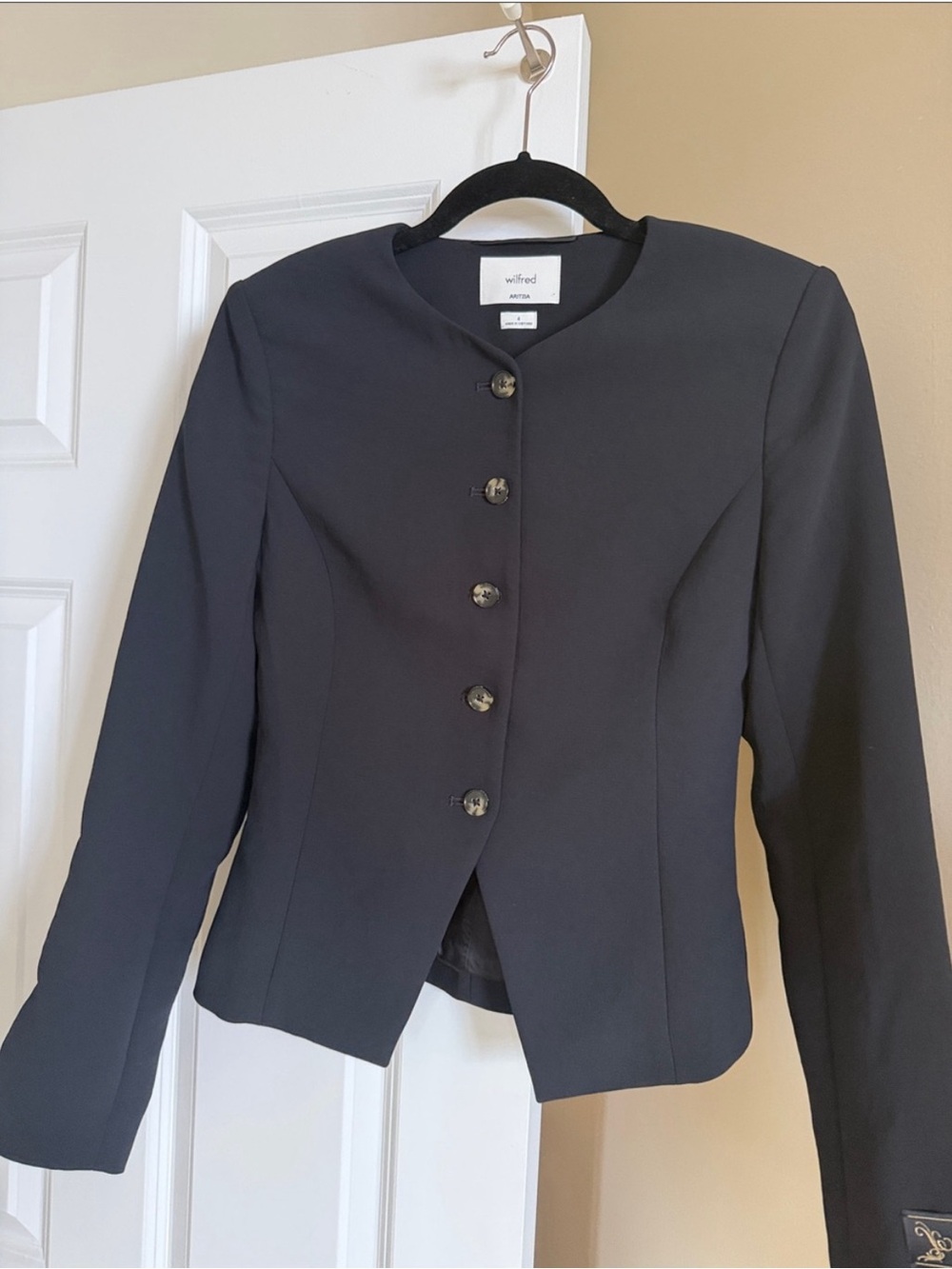 Aritzia Wilfred Navy Tailored Button-Front Women's Blazer